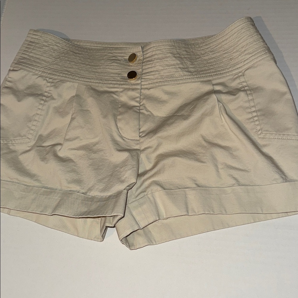 Tory Burch Cream Women's Shorts